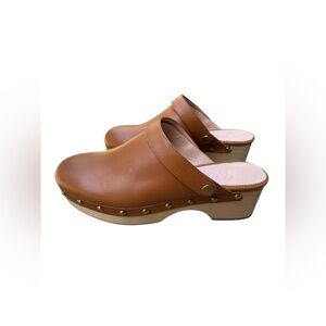 J.Crew Convertible Leather Clogs in Rich Oak Studded Detailing sz 8 brown boho